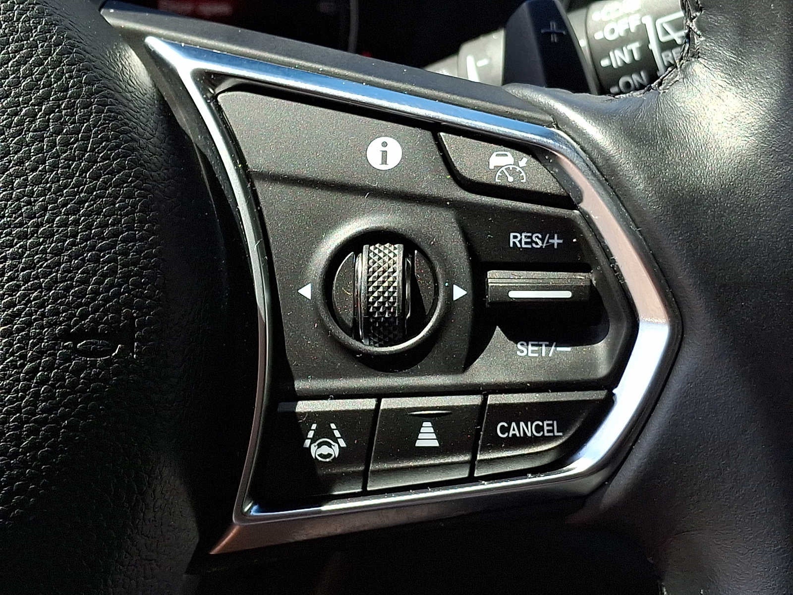 2024 Acura MDX w/Technology Package