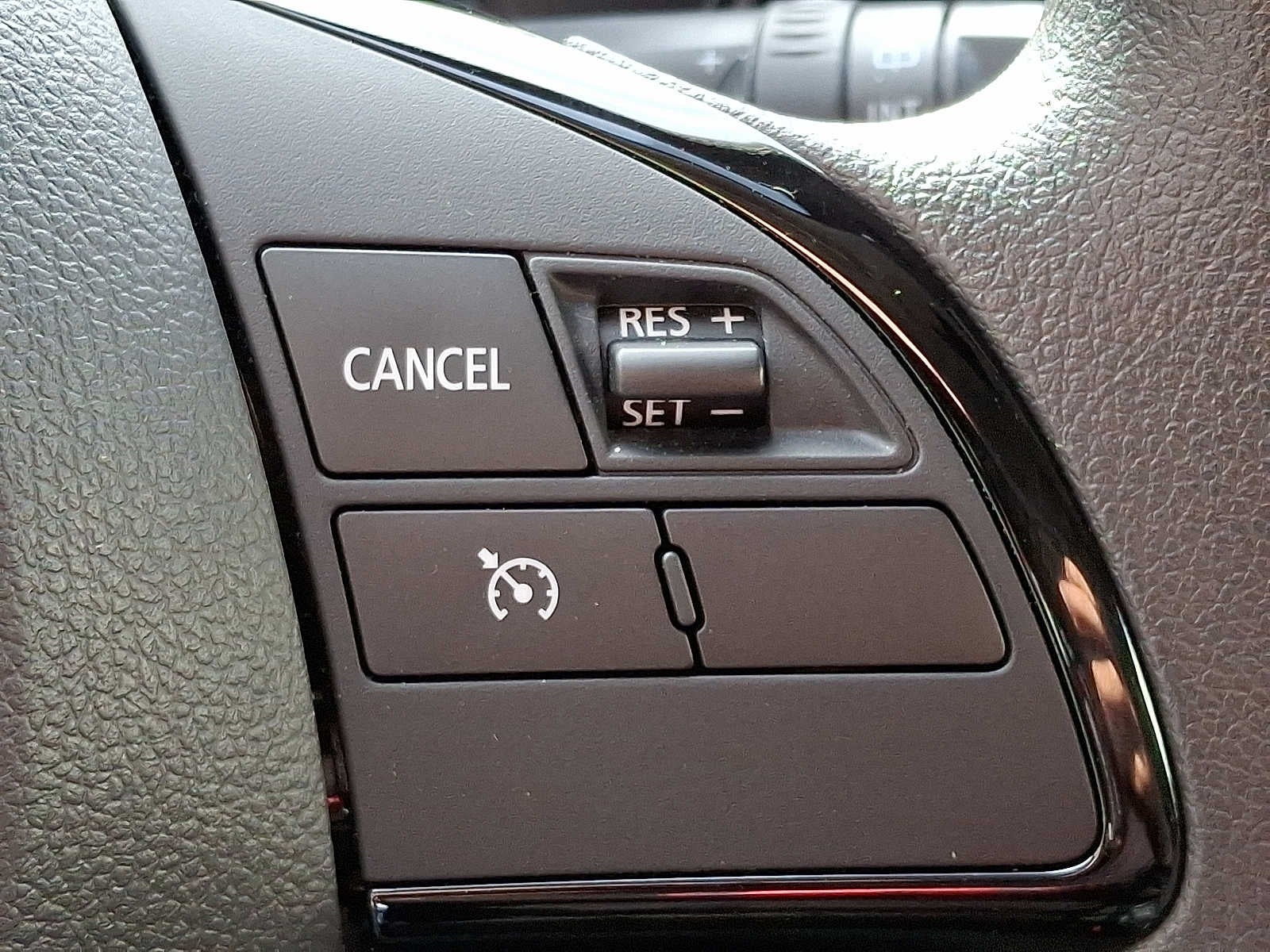 2023 Mitsubishi Eclipse Cross LE