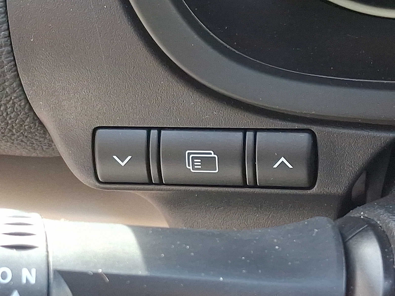 2023 Mitsubishi Eclipse Cross LE