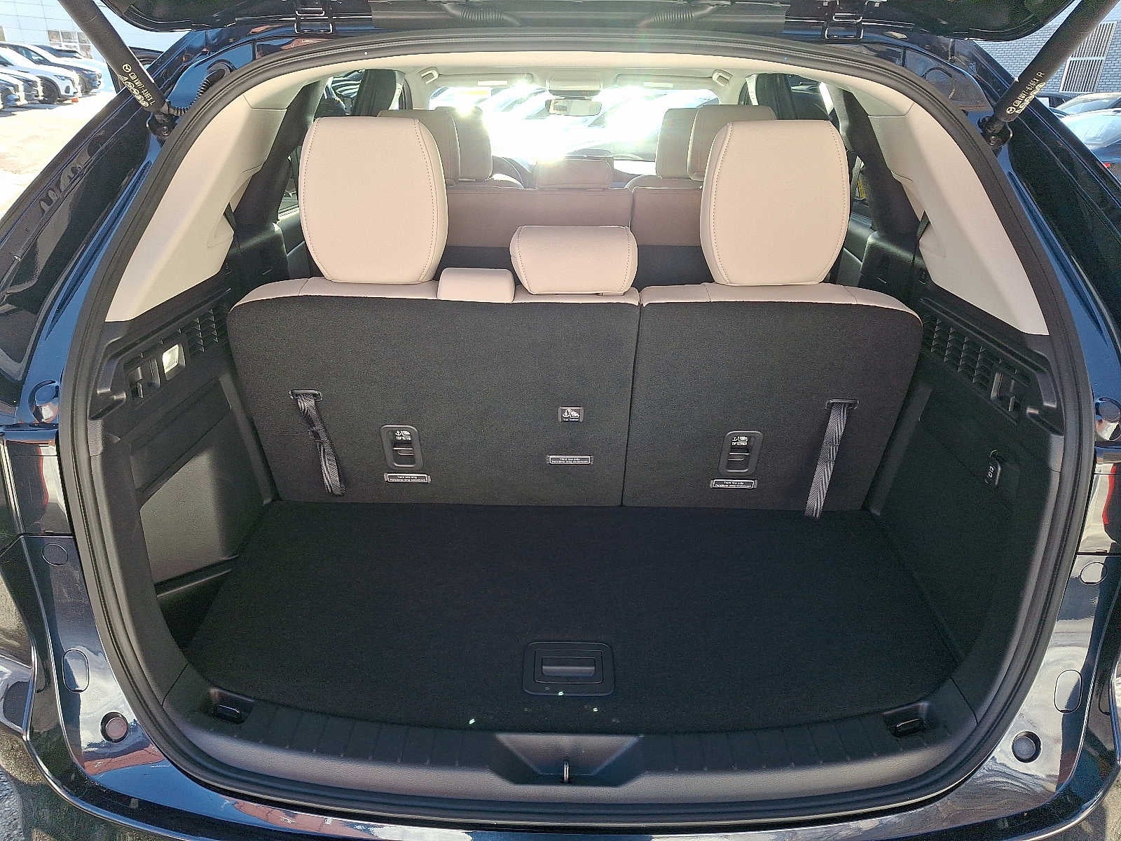 2025 Mazda Mazda CX-90 Preferred Package