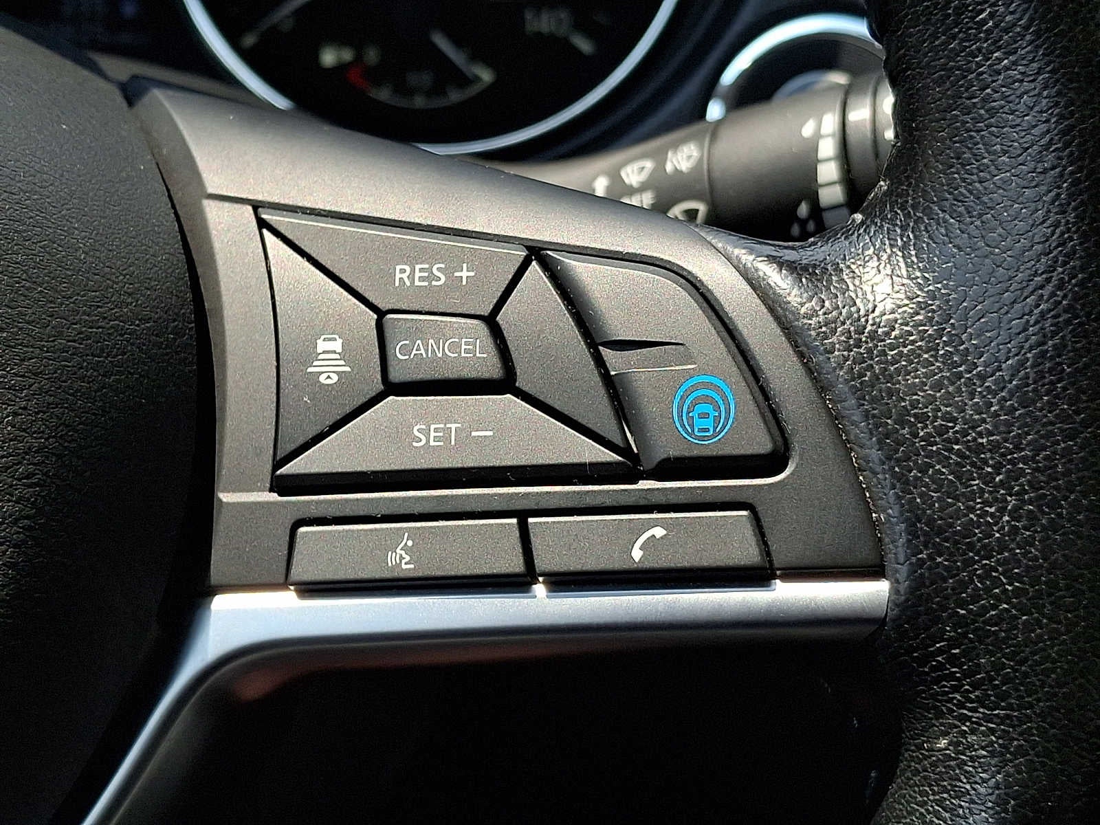 2020 Nissan Rogue Sport SL
