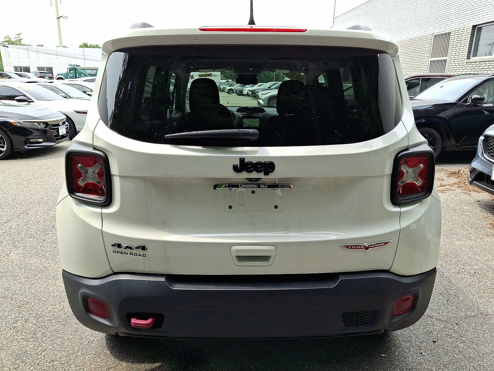2023 Jeep Renegade Trailhawk