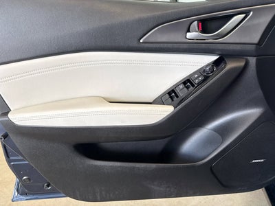 2017 Mazda Mazda3 4-Door Grand Touring Auto