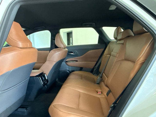 2025 Toyota Crown Signia XLE