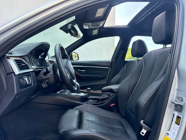 2017 BMW 3 Series 330i xDrive
