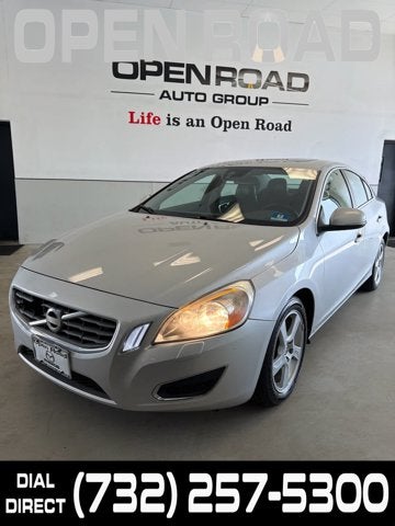 2012 Volvo S60 T5 w/Moonroof