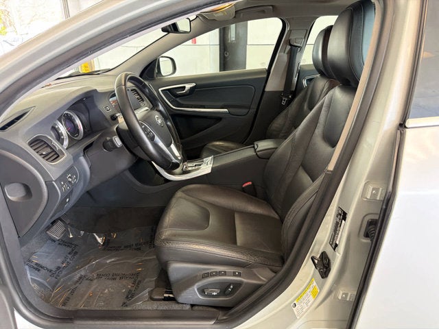 2012 Volvo S60 T5 w/Moonroof