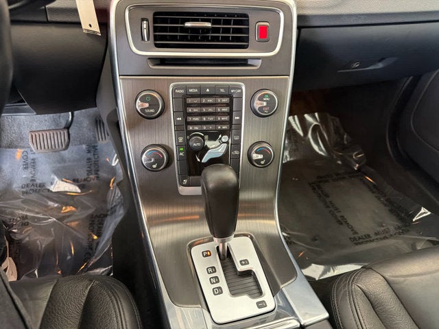 2012 Volvo S60 T5 w/Moonroof