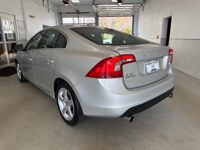 2012 Volvo S60 T5 w/Moonroof