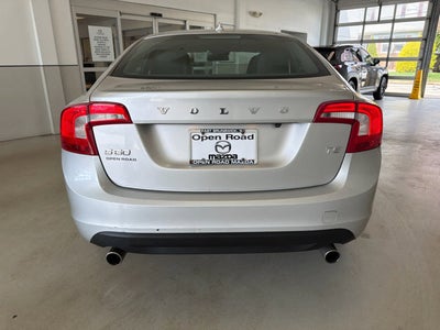 2012 Volvo S60 T5 w/Moonroof