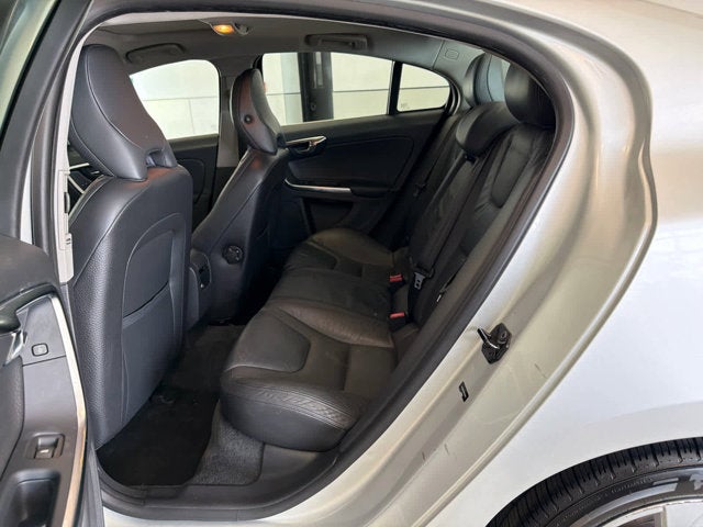 2012 Volvo S60 T5 w/Moonroof