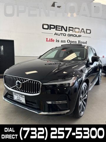 2023 Volvo XC60 Ultimate Bright Theme