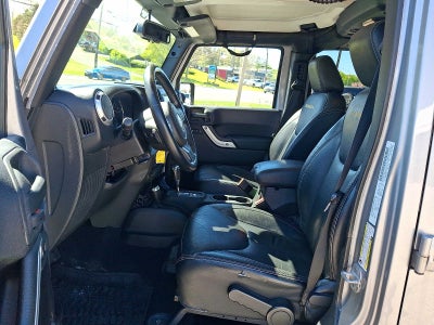 2014 Jeep Wrangler Unlimited 4WD 4dr Sahara