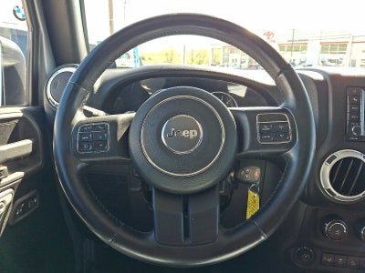 2014 Jeep Wrangler Unlimited 4WD 4dr Sahara