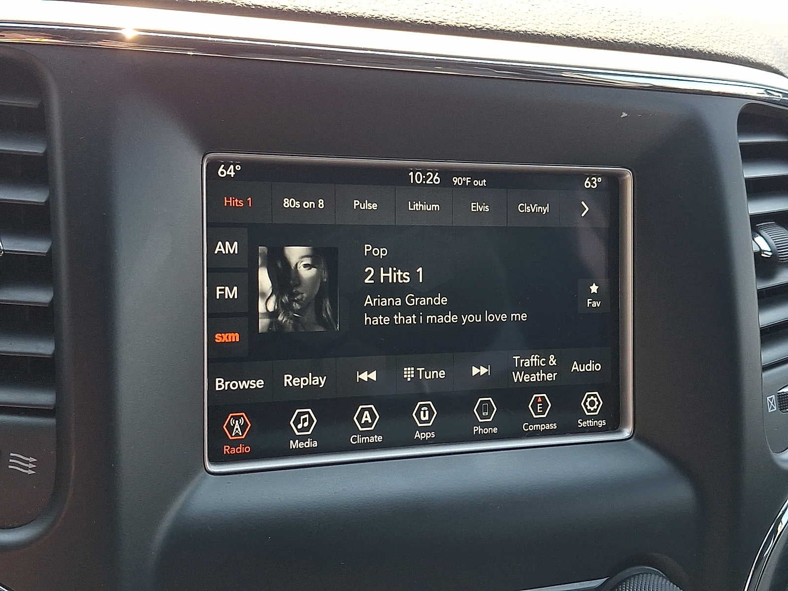 2019 Jeep Grand Cherokee Laredo E 4x4