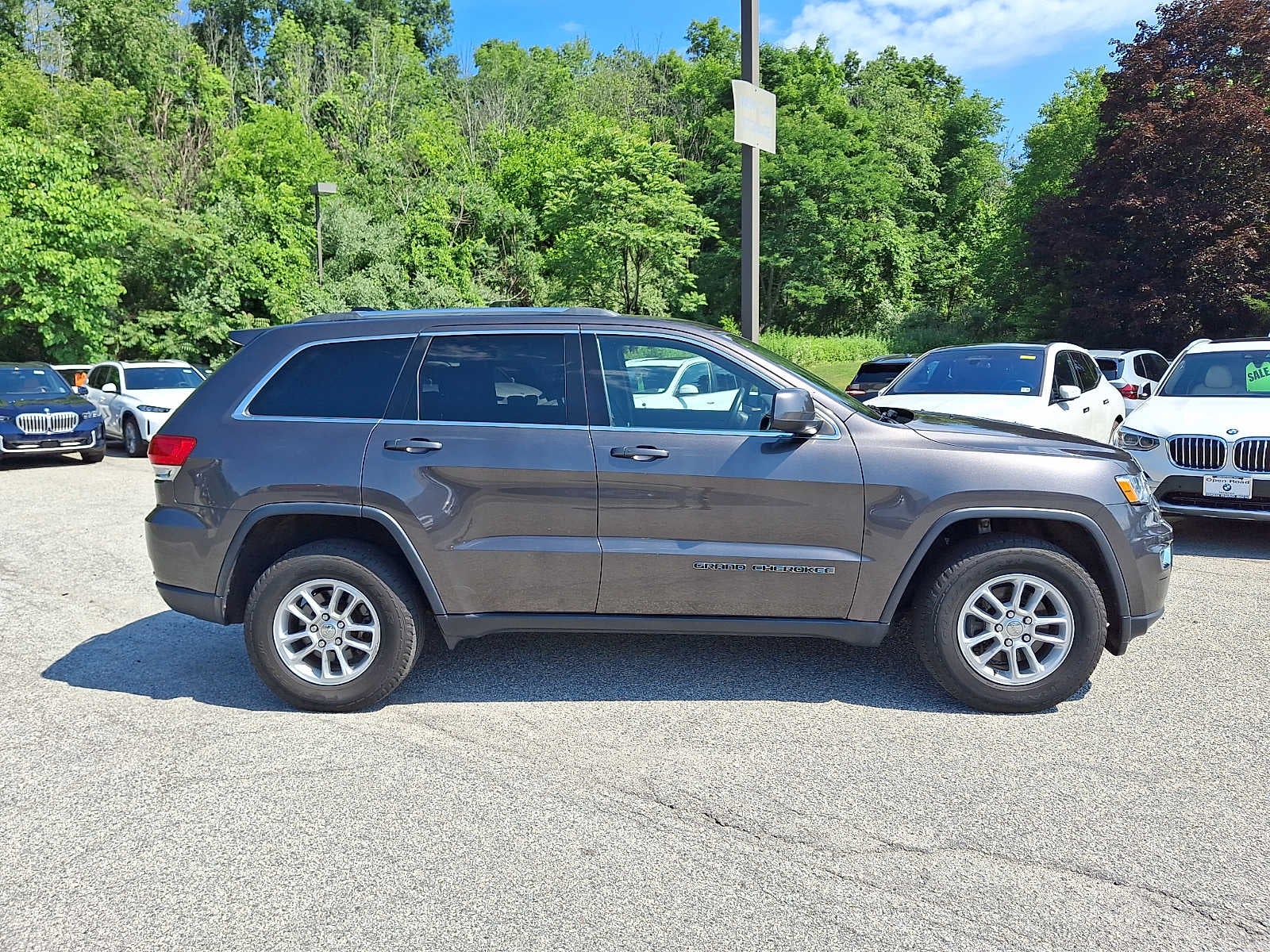 2019 Jeep Grand Cherokee Laredo E 4x4