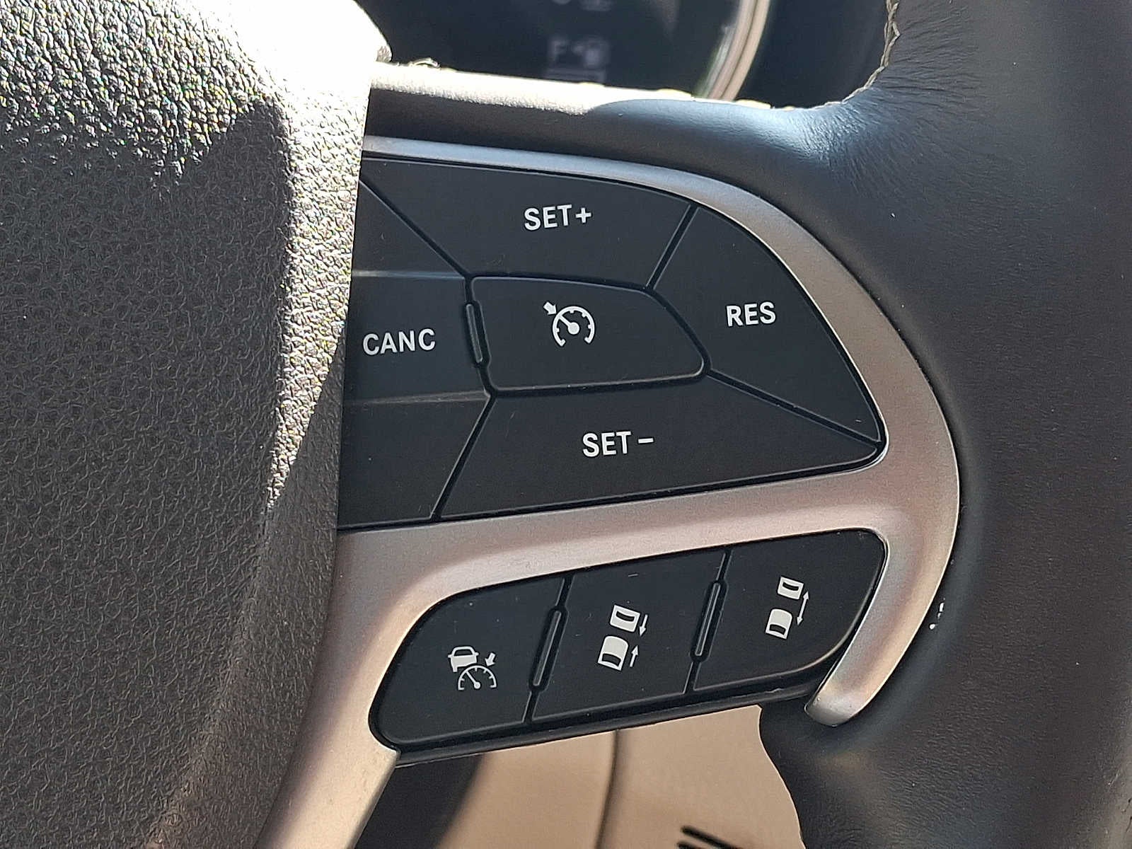 2018 Jeep Grand Cherokee Overland 4x4