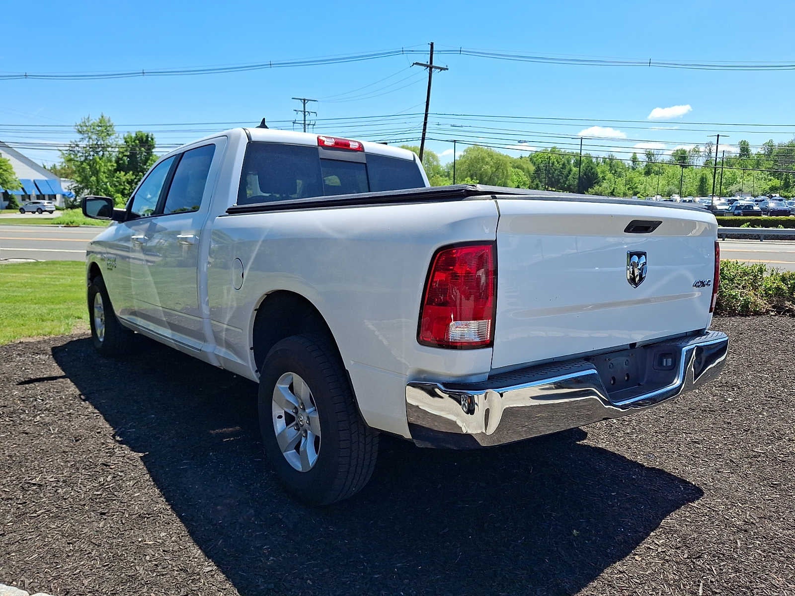 2019 RAM 1500 Classic SLT 4x4 Crew Cab 64 Box