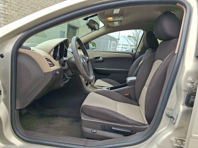 2011 Chevrolet Malibu 4dr Sdn LS w/1LS