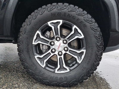 2023 GMC Canyon 4WD Crew Cab AT4