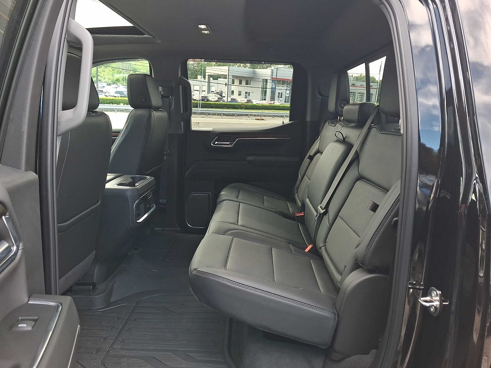 2024 GMC Sierra 1500 4WD Crew Cab 157 Denali