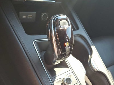 2025 Cadillac XT4 AWD 4dr Premium Luxury