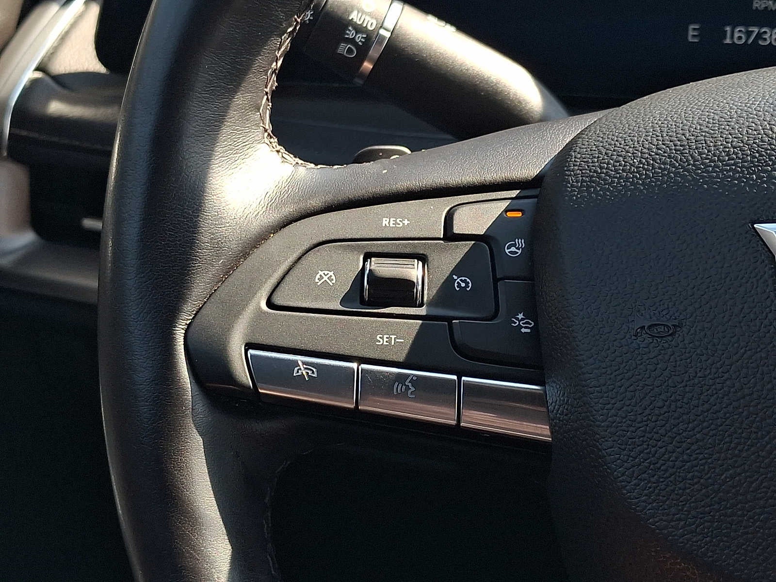 2025 Cadillac XT4 AWD 4dr Premium Luxury