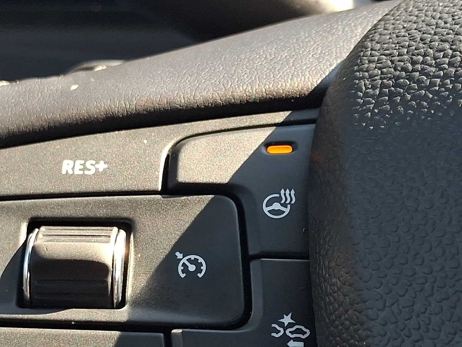 2025 Cadillac XT4 AWD 4dr Premium Luxury