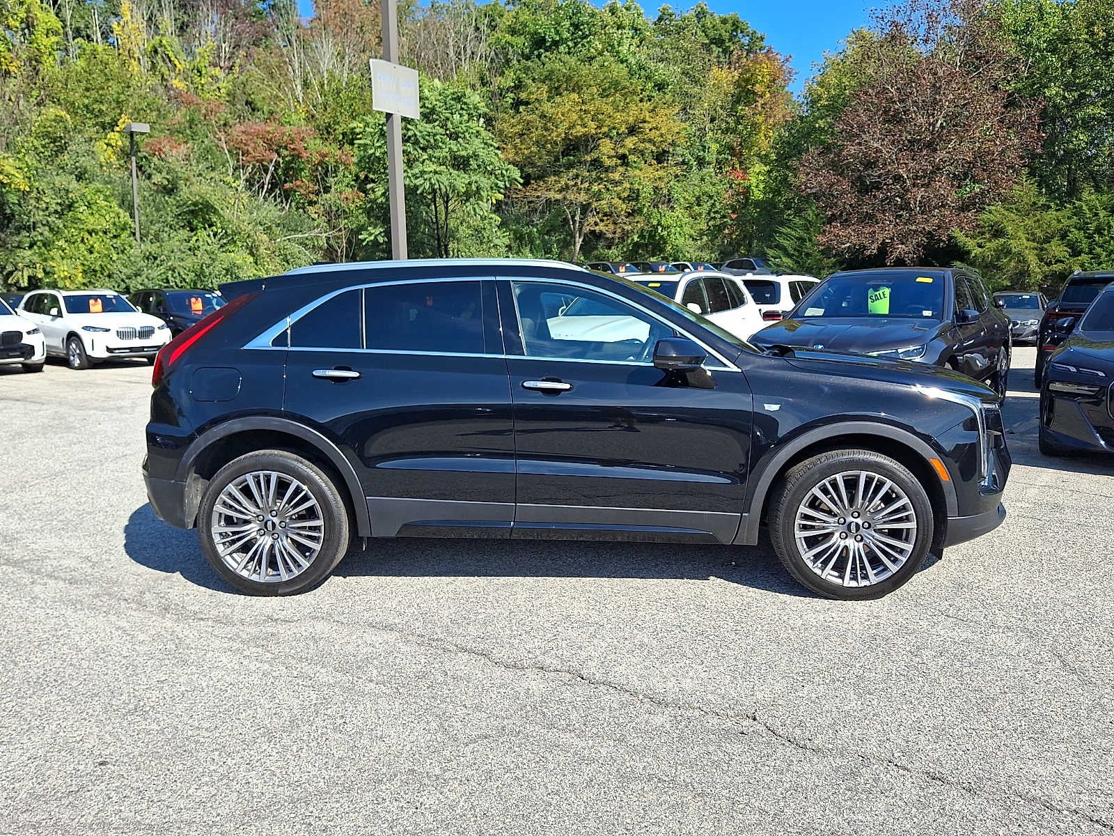 2025 Cadillac XT4 AWD 4dr Premium Luxury