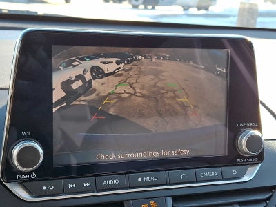 2022 Nissan Altima 2.5 SV Sedan