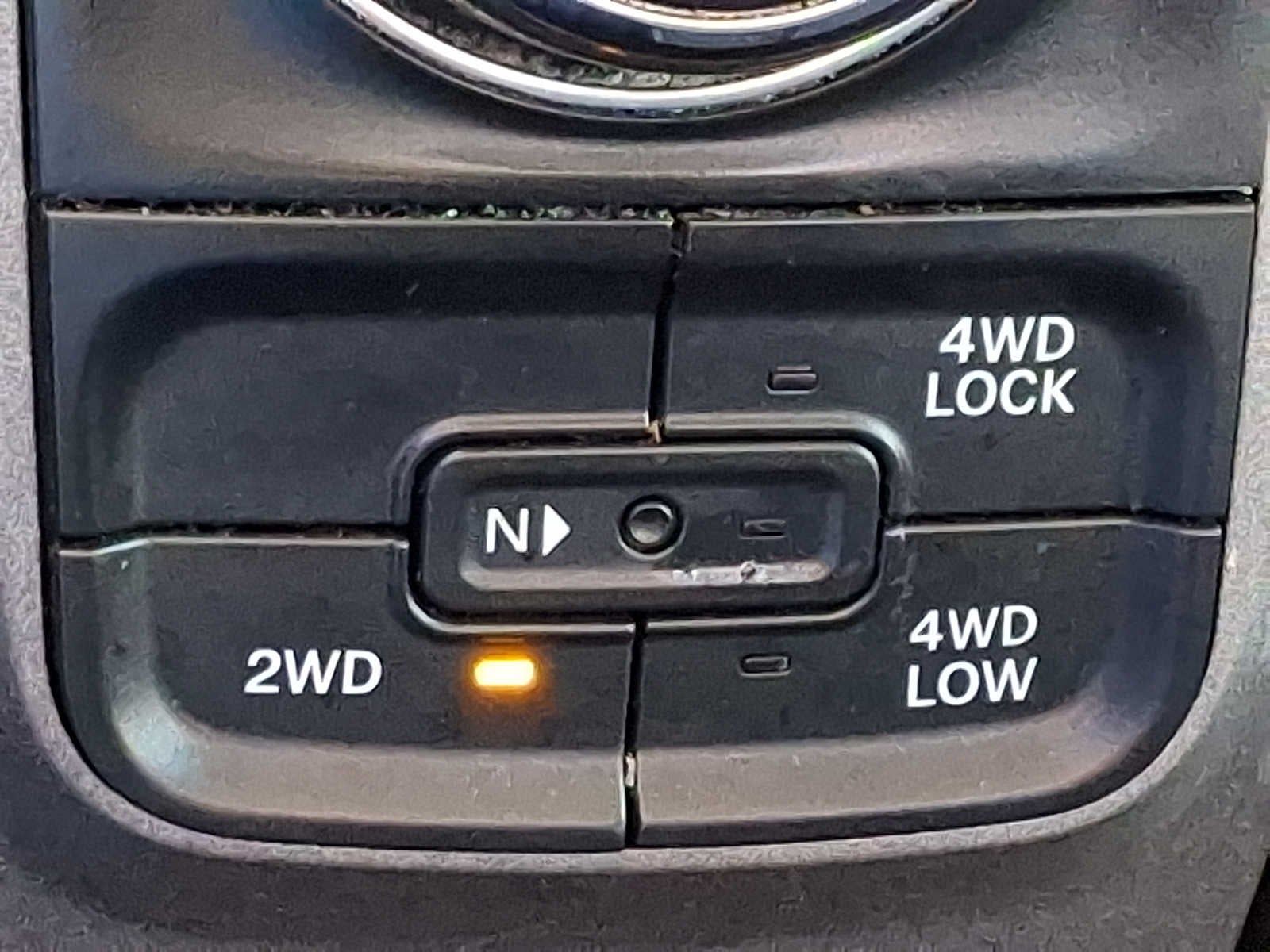 2017 RAM 1500 Express 4x4 Crew Cab 57 Box