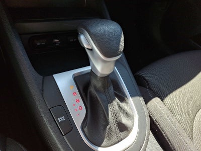 2023 Kia Forte LXS IVT