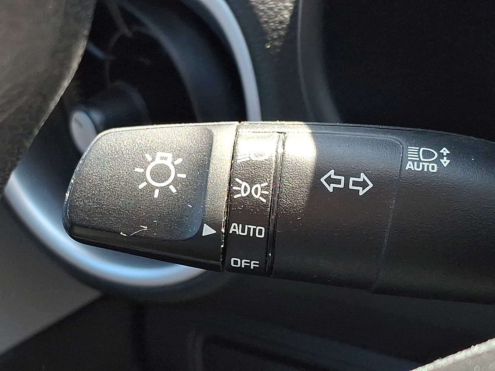 2023 Kia Forte LXS IVT
