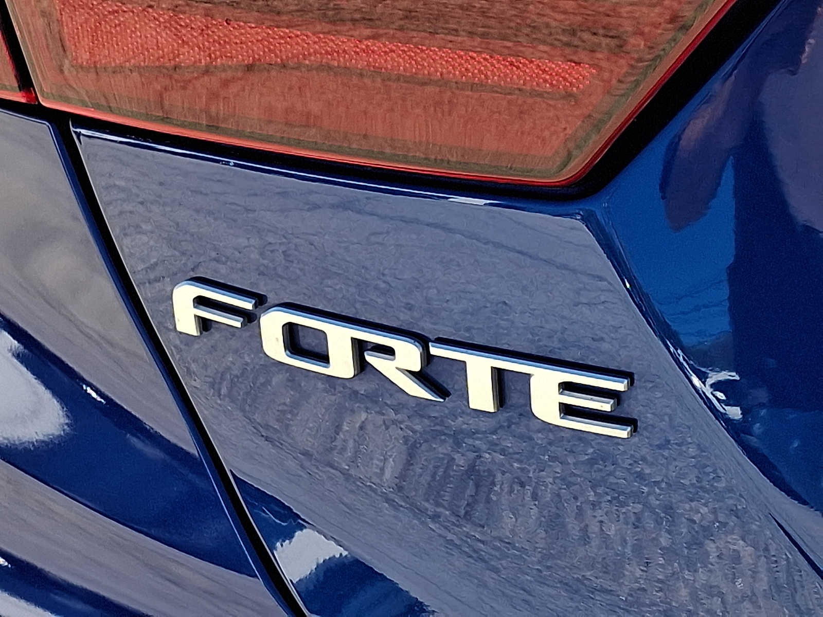 2023 Kia Forte LXS IVT