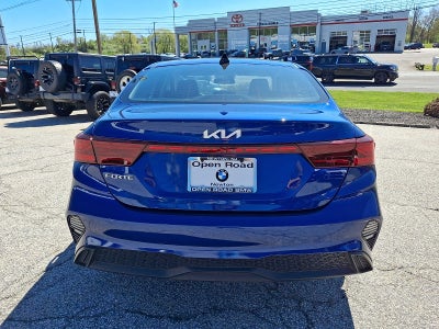 2023 Kia Forte LXS IVT