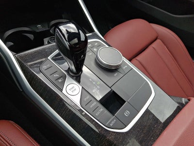 2022 BMW 3 Series 330e xDrive Plug-In Hybrid