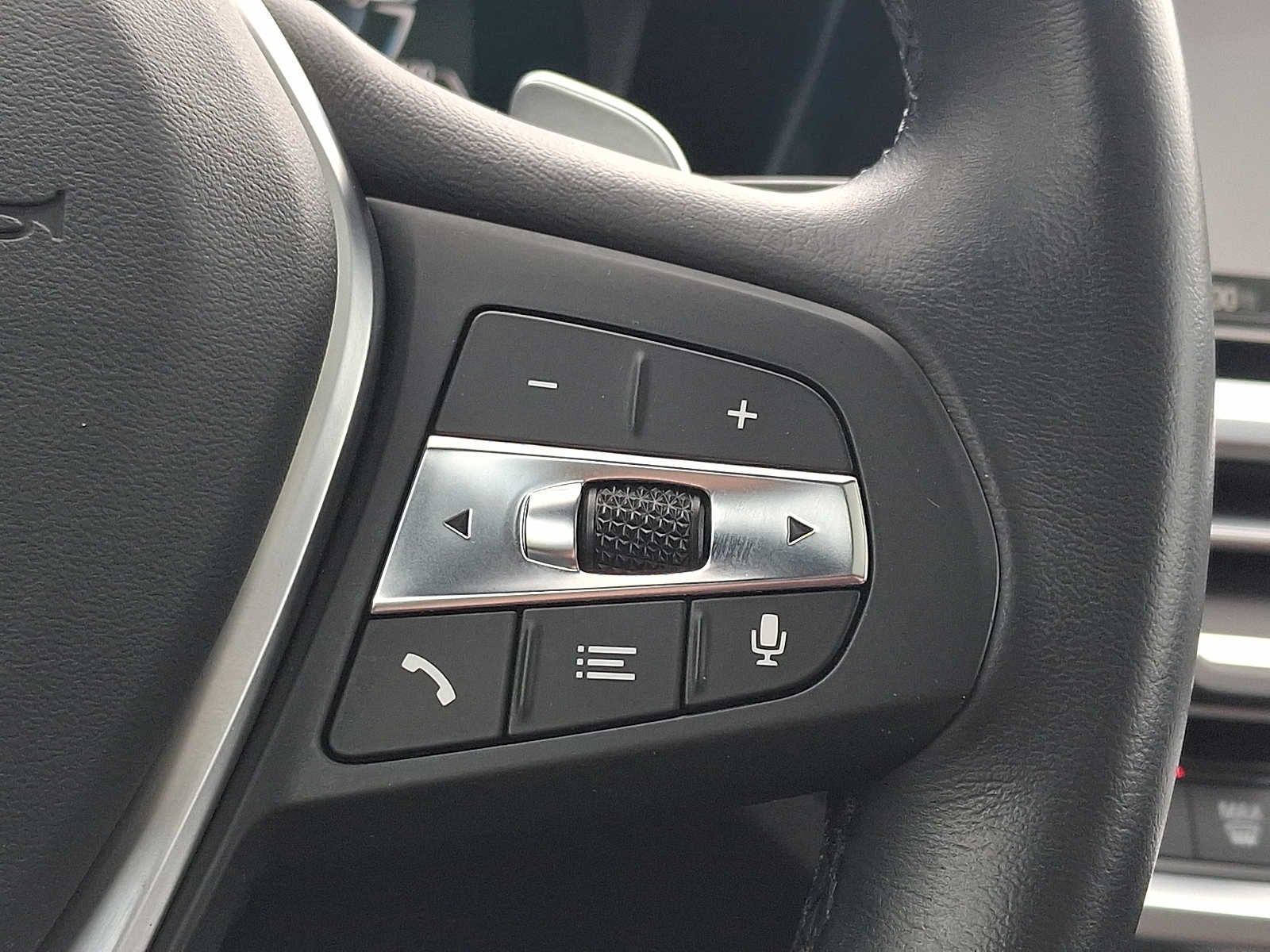 2022 BMW 3 Series 330e xDrive Plug-In Hybrid