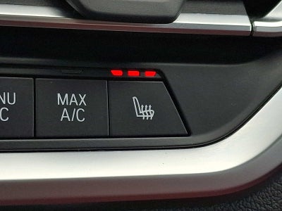 2022 BMW 3 Series 330e xDrive Plug-In Hybrid