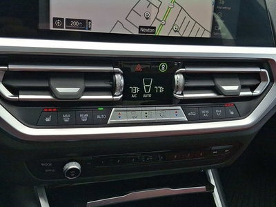 2022 BMW 3 Series 330e xDrive Plug-In Hybrid