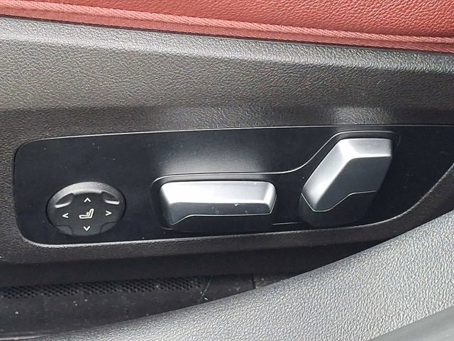 2022 BMW 3 Series 330e xDrive Plug-In Hybrid