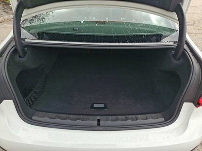 2022 BMW 3 Series 330e xDrive Plug-In Hybrid