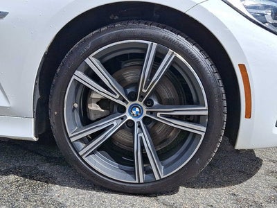 2022 BMW 3 Series 330e xDrive Plug-In Hybrid