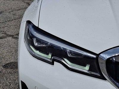 2022 BMW 3 Series 330e xDrive Plug-In Hybrid