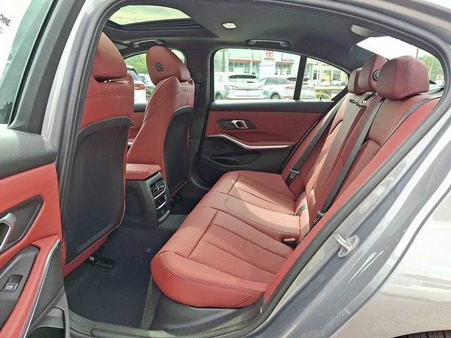 2025 BMW 3 Series 330i xDrive Sedan