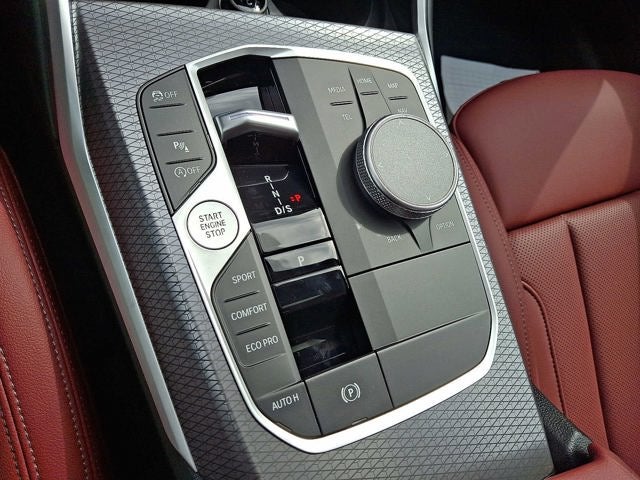 2025 BMW 3 Series 330i xDrive Sedan