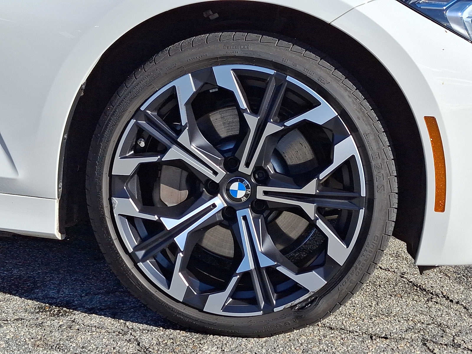 2025 BMW 3 Series 330i xDrive Sedan