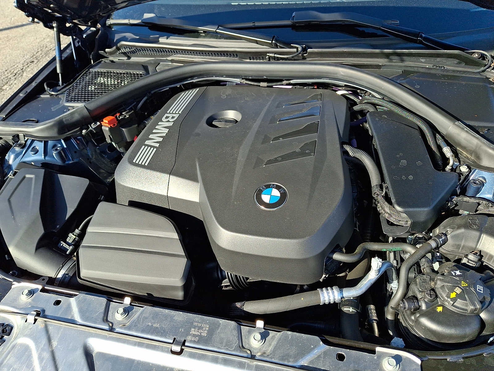 2025 BMW 3 Series 330i xDrive Sedan