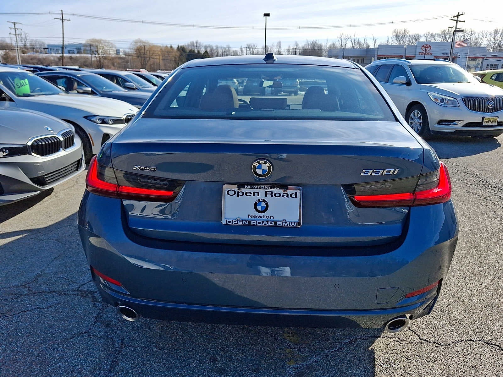 2025 BMW 3 Series 330i xDrive Sedan