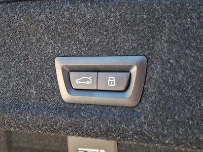 2025 BMW 3 Series 330i xDrive Sedan