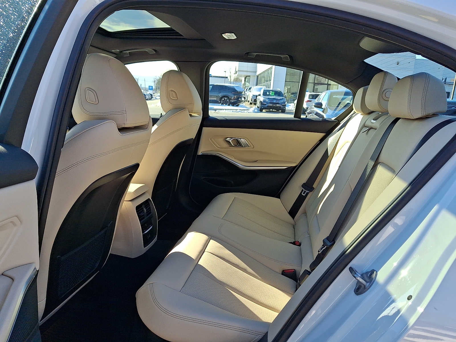 2023 BMW 3 Series 330i xDrive Sedan